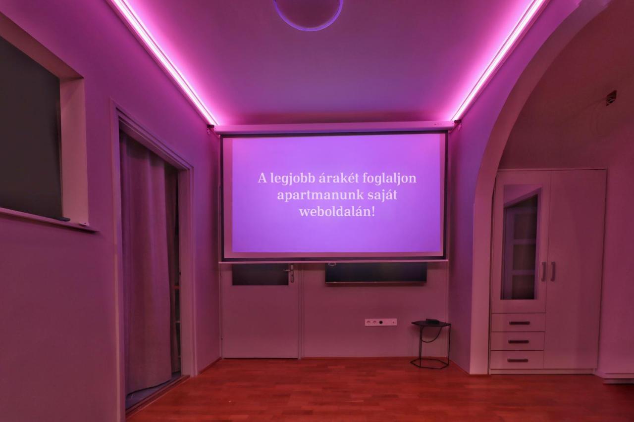 Cinemapartman Eger Eksteriør billede